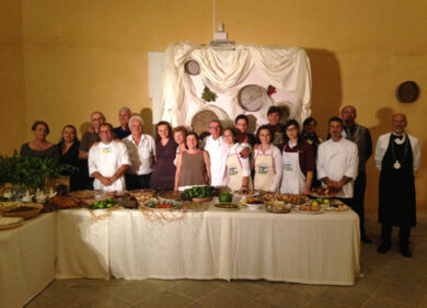 Il Premio Apollonio racconta una Puglia vivace, forte, ricca di eccellenze: Renzo Arbore, ospiti d’eccezione ed enogastronomia di qualità con le Masserie didattiche