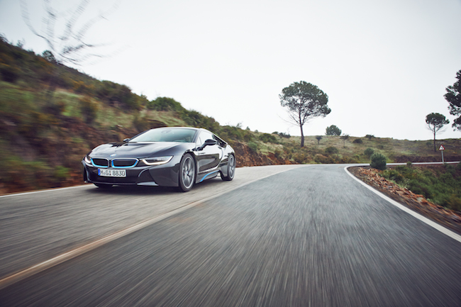 BMW i8 si trasforma in realtà l’idea di un’automobile sportiva BMW i8 si trasforma in realtà l’idea di un’automobile sportiva