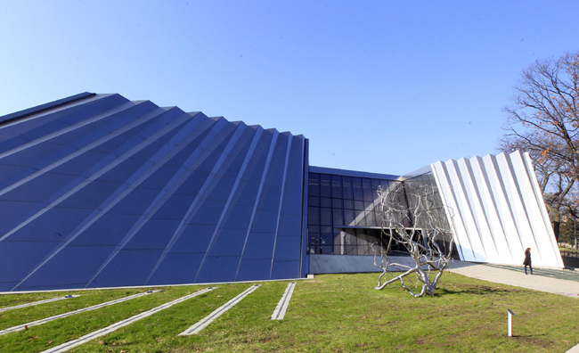 Zaha Hadid “designer dell’anno”. Prima donna a vincere il premio