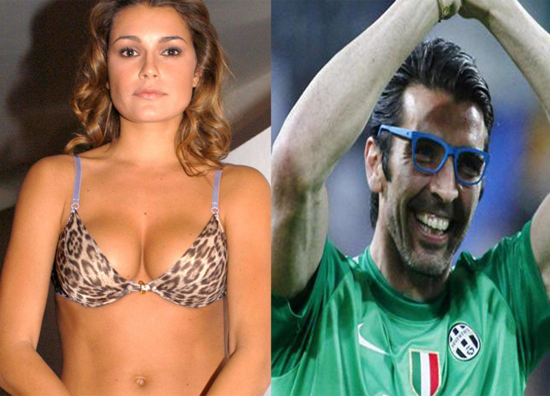 Seredova: “Ora guardiamo avanti”. Alena e la ex di Pirlo in forma scudetto Seredova: “Ora guardiamo avanti”. Alena e la ex di Pirlo in forma scudetto