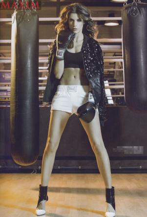 Elena Santarelli e la passione per… gli addominali – FOTO