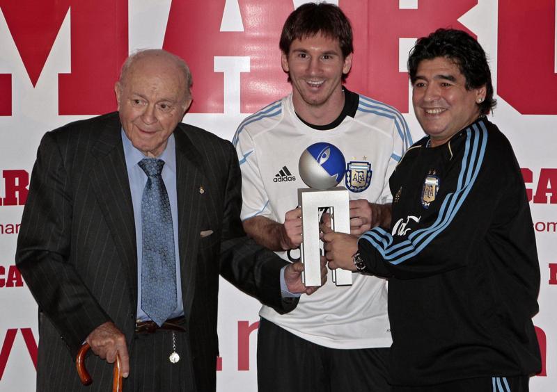 Alfredo Di Stefano e’ morto all’eta’ di 88 anni Alfredo Di Stefano e’ morto all’eta’ di 88 anni
