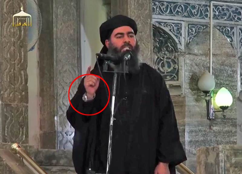 Il califfo sfoggia un Rolex. La foto che imbarazza gli islamici Il califfo sfoggia un Rolex. La foto che imbarazza gli islamici