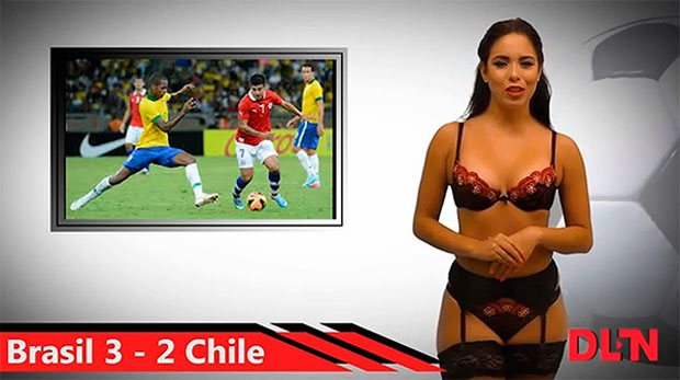 La giornalista venezuelana si spoglia sui gol del Mondiale La giornalista venezuelana si spoglia sui gol del Mondiale