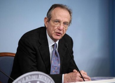 Ecofin, sì agli obiettivi dell’Italia su crescita e riforme