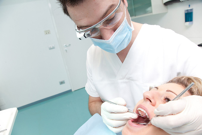 I Google Glass dal dentista. La cura di sè diventa hi-tech I Google Glass dal dentista. La cura di sè diventa hi-tech