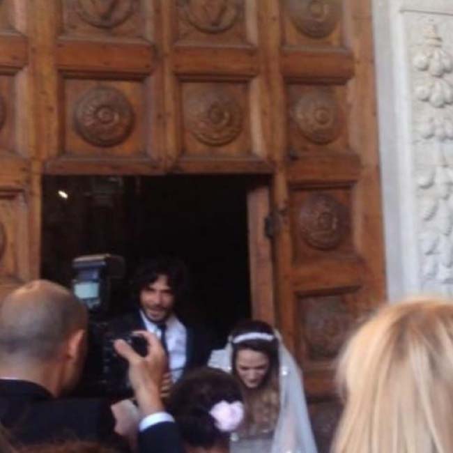Laura Chiatti è incinta. Le foto del matrimonio Laura Chiatti è incinta. Le foto del matrimonio