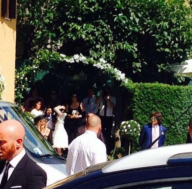 Laura Chiatti è incinta. Le foto del matrimonio Laura Chiatti è incinta. Le foto del matrimonio