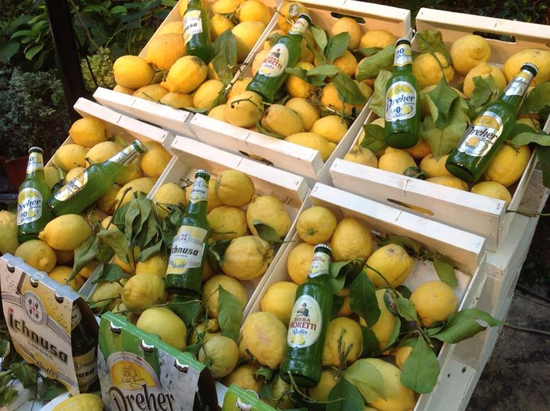 Heineken lancia le Radler, birre al limone che hanno fatto storia Heineken lancia le Radler, birre al limone che hanno fatto storia