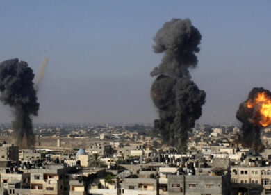 Israele, primo attacco di terra. L’ultimatum: “Via dalle case”