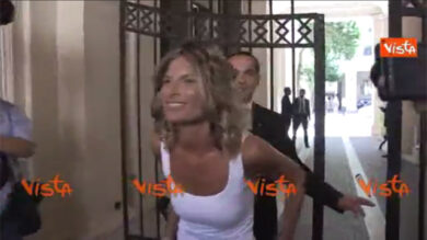 Ravetto al disturbatore: “La matita sa dove dovrebbe mettersela?”. Video