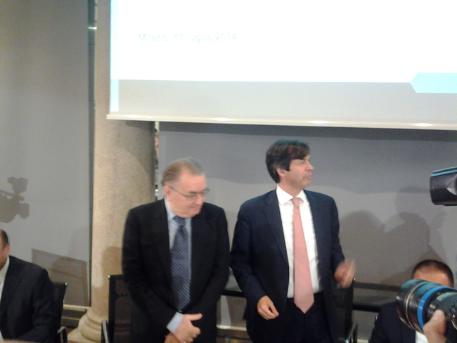 Intesa esclude la manovra correttiva. Il debito pubblico salverà Matteo Renzi