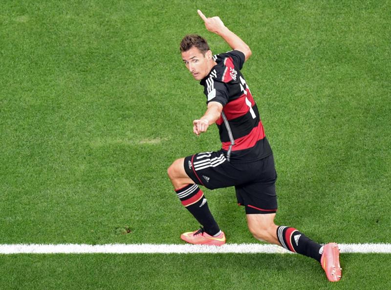Klose annuncia: “Penso di ritirami nel 2015” Klose annuncia: “Penso di ritirami nel 2015”