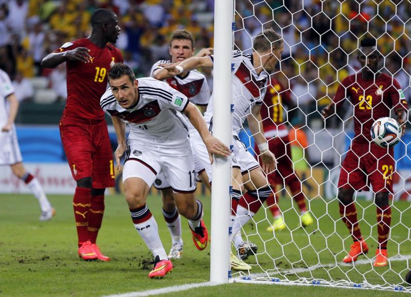 Klose annuncia: “Penso di ritirami nel 2015” Klose annuncia: “Penso di ritirami nel 2015”
