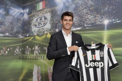 Juve, Morata: prima il crack da 50 giorni, poi fa una foto contro i gufi
