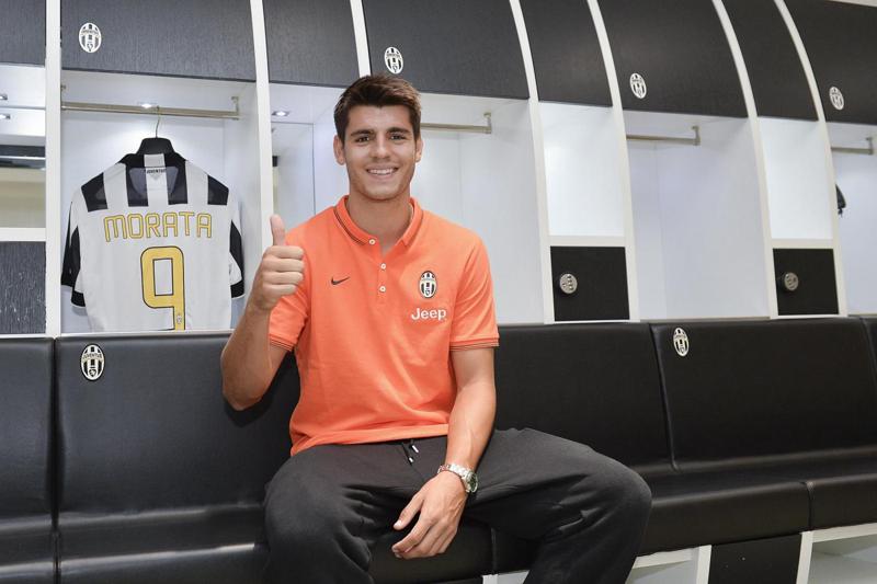 Juve, Morata: prima il crack da 50 giorni, poi fa una foto contro i gufi Juve, Morata: prima il crack da 50 giorni, poi fa una foto contro i gufi