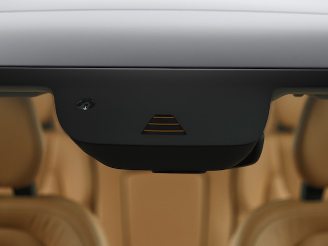 Nuova Volvo XC90: due tecnologie in anteprima mondiale per una delle auto più sicure al mondo