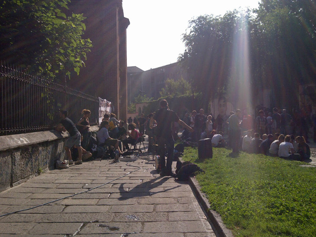 Sgomberato lo Zam di Milano, il centro sociale dalla canna libera Sgomberato lo Zam di Milano, il centro sociale dalla canna libera