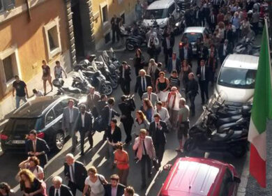 Senato, è scattata la “tagliola”. Corteo dell’opposizione al Colle