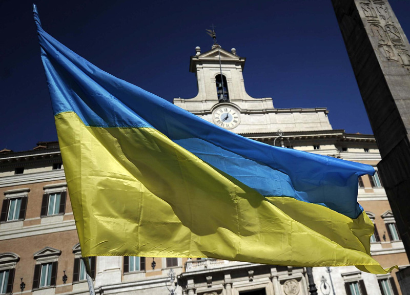Ucraina, si dimette il primo ministro Ucraina, si dimette il primo ministro