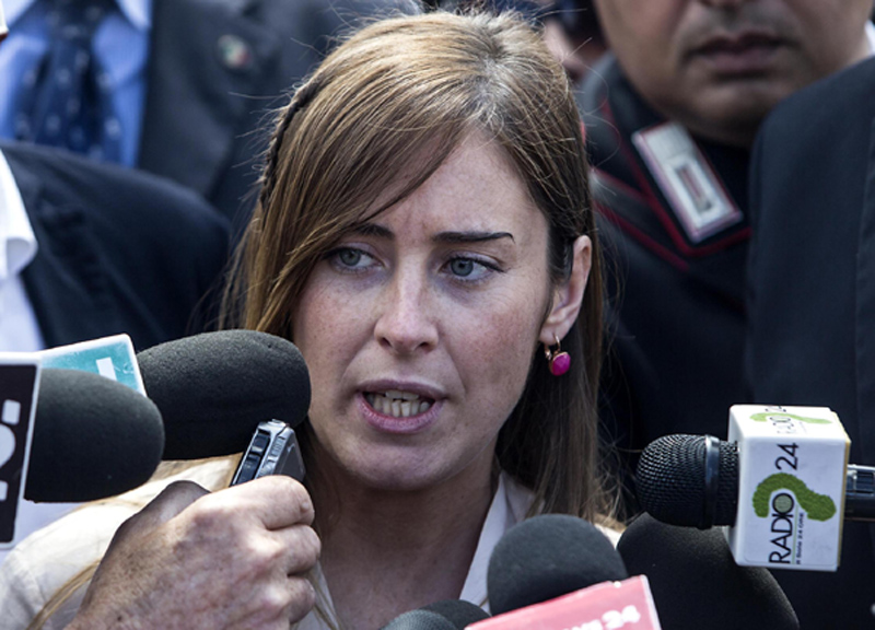Boschi è già la fidanzata d’Italia. E c’è chi punta su di lei per il dopo-Renzi Boschi è già la fidanzata d’Italia. E c’è chi punta su di lei per il dopo-Renzi