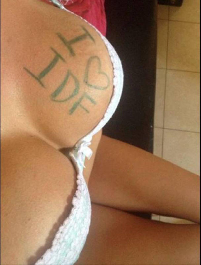 Nude per l’esercito israeliano. Su Facebook il sostegno ai soldati