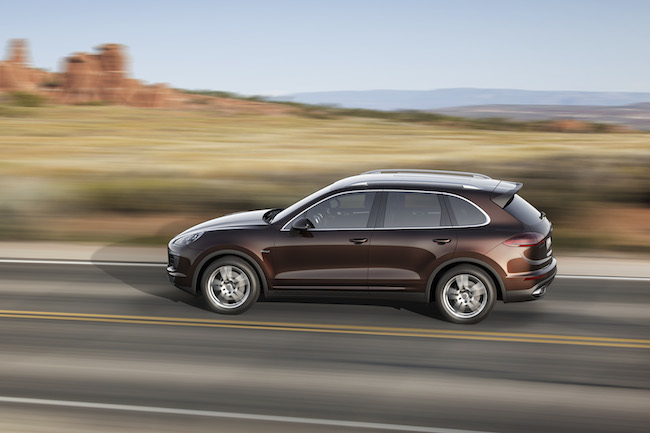Nuova Porsche Cayenne, la tecnologia moderna incontra il design sportivo.