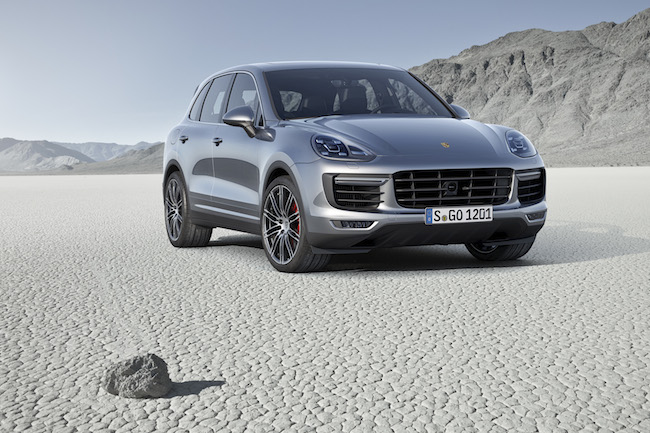 Nuova Porsche Cayenne, la tecnologia moderna incontra il design sportivo.