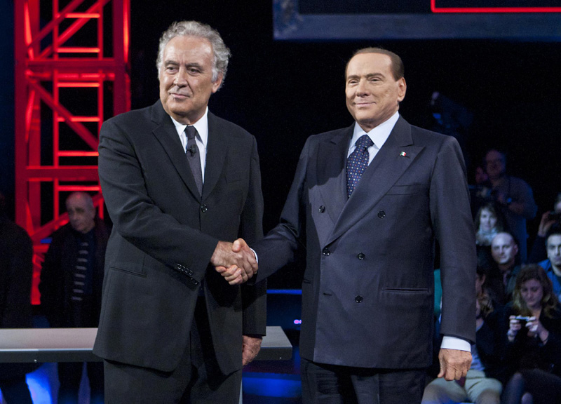 Addio stretta di mano: “Troppe infezioni, meglio l’urto dei pugni” Addio stretta di mano: “Troppe infezioni, meglio l’urto dei pugni”