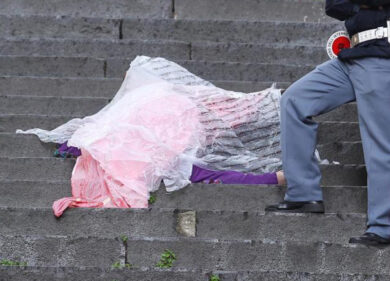 Dimenticati negli obitori: quelle migliaia di salme che nessuno vuole