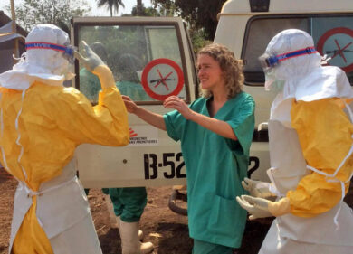 Ebola, emergenza in Sierra Leone. “Per l’Italia rischio remoto”