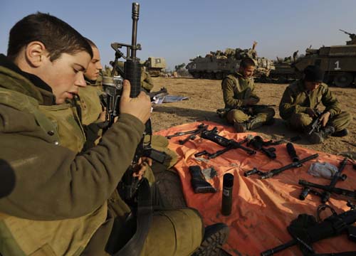 Rapito un soldato israeliano. A Gaza la tregua è già finita