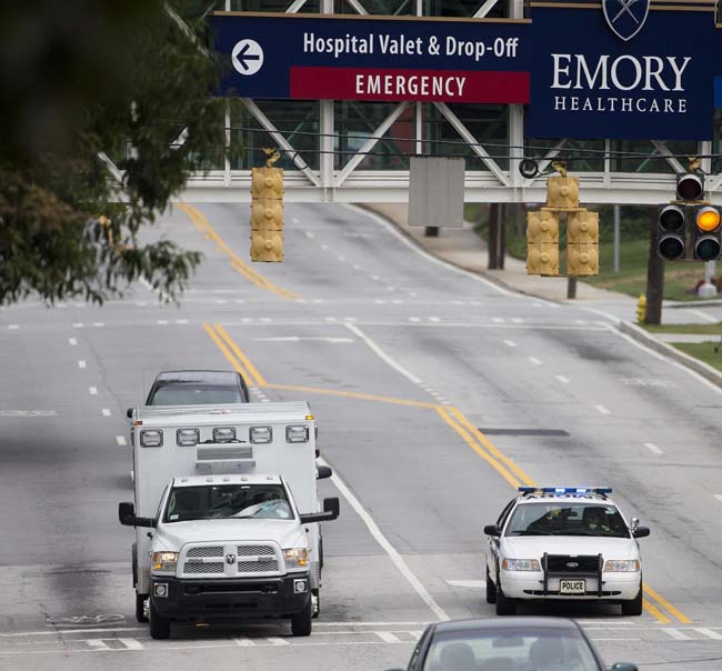 Ebola per l’Oms quasi 900 morti. Ricovero sospetto a NY. Il siero segreto funziona