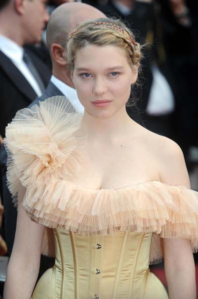 La scandalosa Seydoux in pole per il ruolo di Bond girl La scandalosa Seydoux in pole per il ruolo di Bond girl