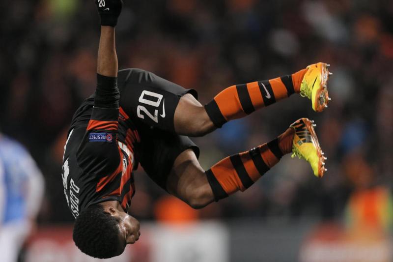 Venti mln per Cerci? Il Milan preferisce metterne 25 su Douglas Costa Venti mln per Cerci? Il Milan preferisce metterne 25 su Douglas Costa