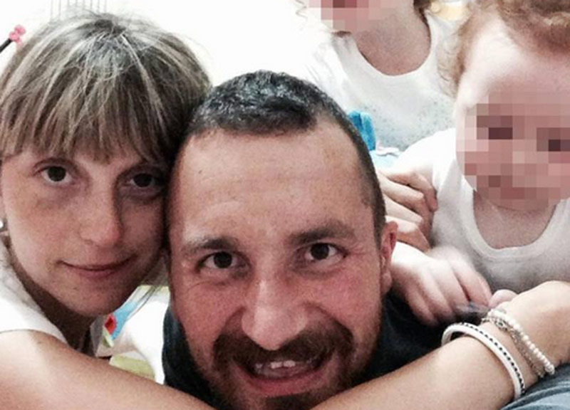 “L’ho fatto per salvare mia figlia. Una voce mi ha detto di ucciderla” “L’ho fatto per salvare mia figlia. Una voce mi ha detto di ucciderla”