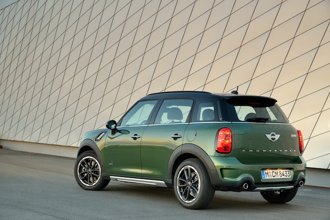 Mini Countryman ottiene il “Top Safety Pick” nei crash test USA Mini Countryman ottiene il “Top Safety Pick” nei crash test USA