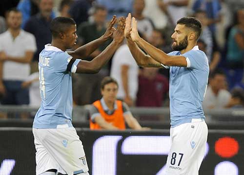 Roma, tutto in sette giorni. La Lazio con la testa al Milan Roma, tutto in sette giorni. La Lazio con la testa al Milan