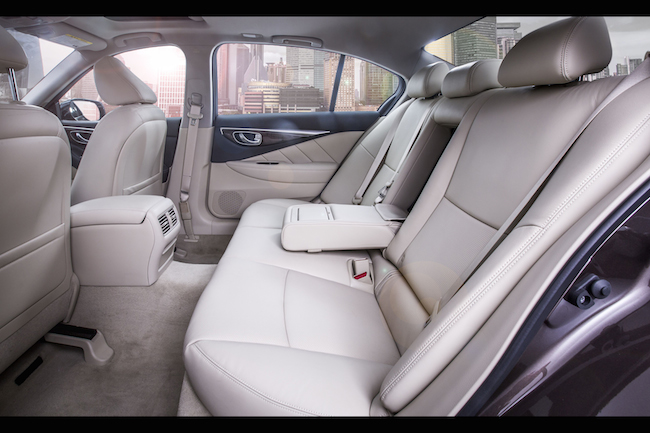 Infiniti Q50L “si allunga” per il mercato cinese Infiniti Q50L “si allunga” per il mercato cinese