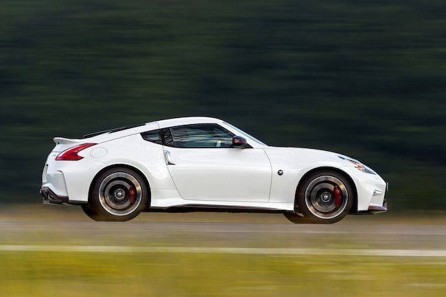 Nissan 370Z NISMO tanti aggiornamenti