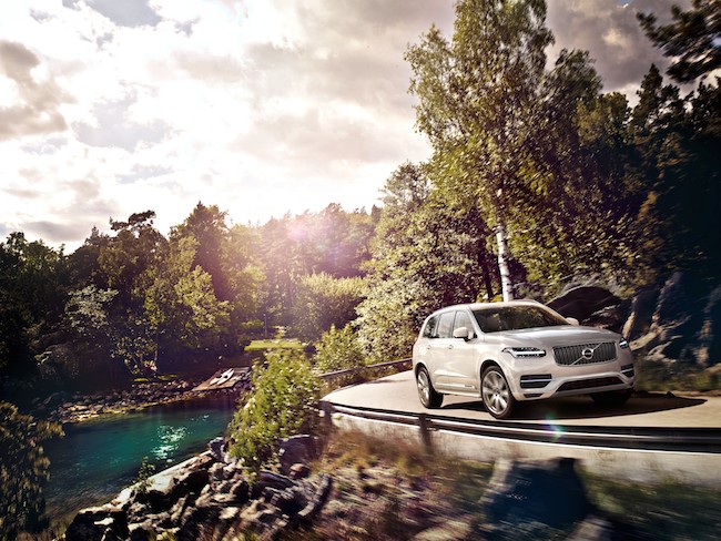 Volvo presenta la nuova XC90