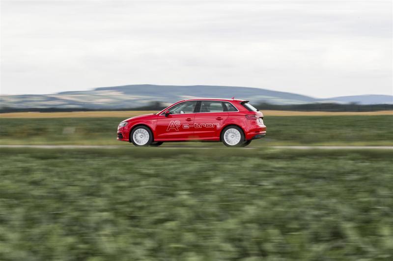 Iniziata anche in Italia la commercializzazione della Audi A3 Sportback e-tron a 39.900 euro Iniziata anche in Italia la commercializzazione della Audi A3 Sportback e-tron a 39.900 euro