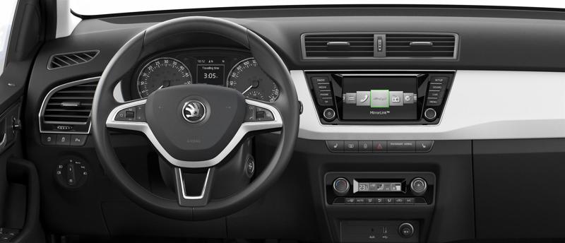 Nuova ŠKODA Fabia: dimensioni esterne compatte con interni spaziosi Nuova ŠKODA Fabia: dimensioni esterne compatte con interni spaziosi