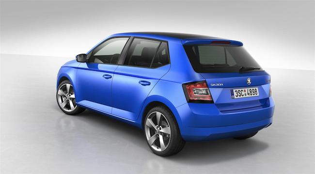 Nuova ŠKODA Fabia: dimensioni esterne compatte con interni spaziosi Nuova ŠKODA Fabia: dimensioni esterne compatte con interni spaziosi