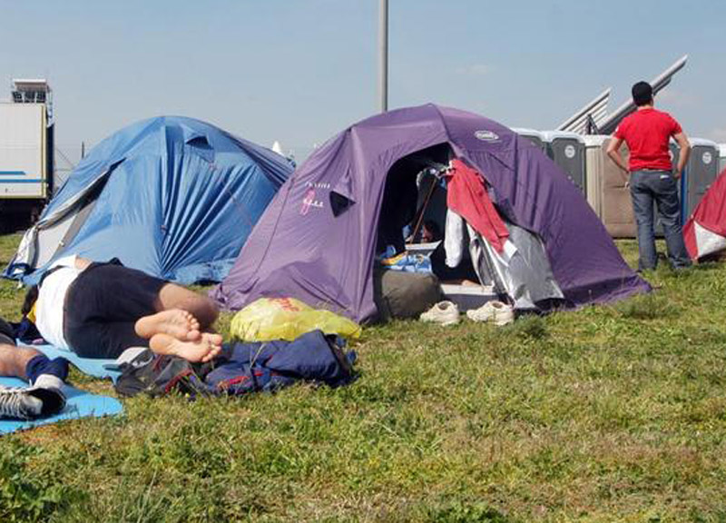 A nove anni ucciso in tenda. Trovata morta anche la madre A nove anni ucciso in tenda. Trovata morta anche la madre