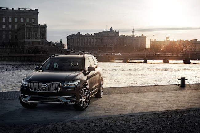 Nuova Volvo XC90: 1.927 esemplari in edizione limitata “First Edition” Nuova Volvo XC90: 1.927 esemplari in edizione limitata “First Edition”