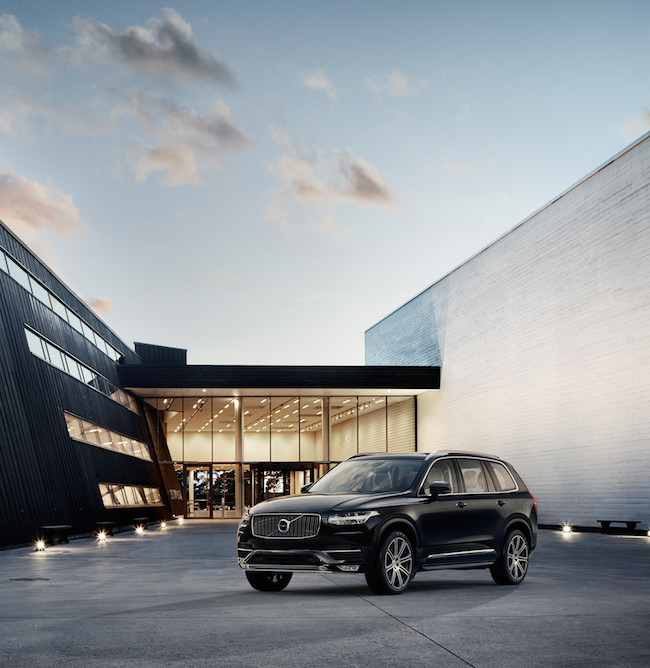 Nuova Volvo XC90: 1.927 esemplari in edizione limitata “First Edition” Nuova Volvo XC90: 1.927 esemplari in edizione limitata “First Edition”