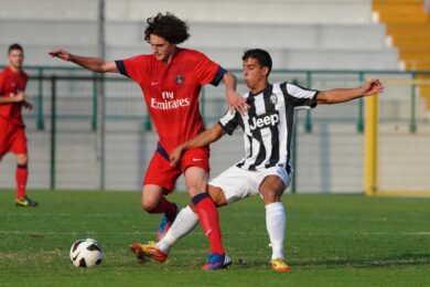 Roma e Juve, che beffa: addio a Rabiot. Tra le due litiganti…