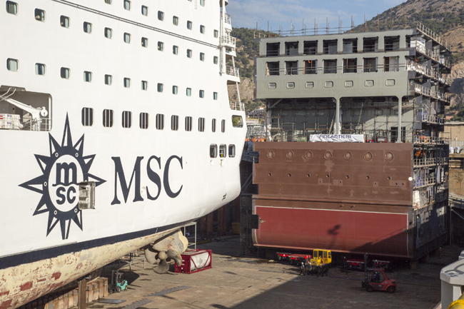 Così ti taglio e allungo la nave: l’impresa di Msc Armonia Così ti taglio e allungo la nave: l’impresa di Msc Armonia