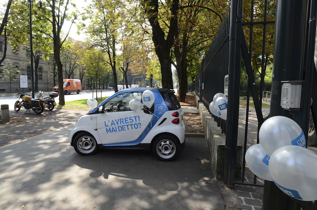 Agosto 2013 car2go entra in servizio a Milano, rivoluzionando la mobilità cittadina Agosto 2013 car2go entra in servizio a Milano, rivoluzionando la mobilità cittadina